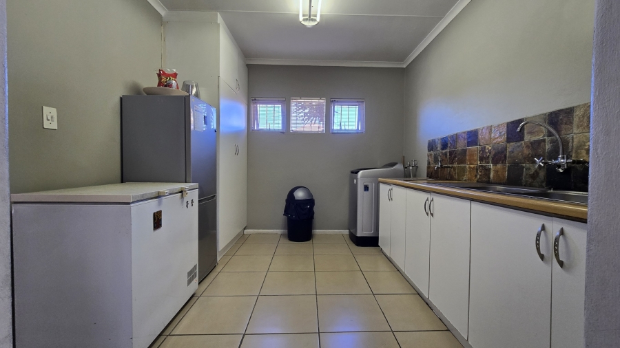 3 Bedroom Property for Sale in Vredenburg Western Cape